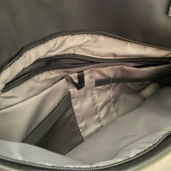 Open Story Black Duffle Bag - Like New! - Picture 4 of 10